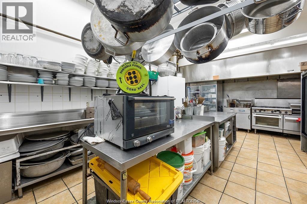 914 Erie Street East, Windsor, Ontario  N9A 3Y8 - Photo 6 - 26008873