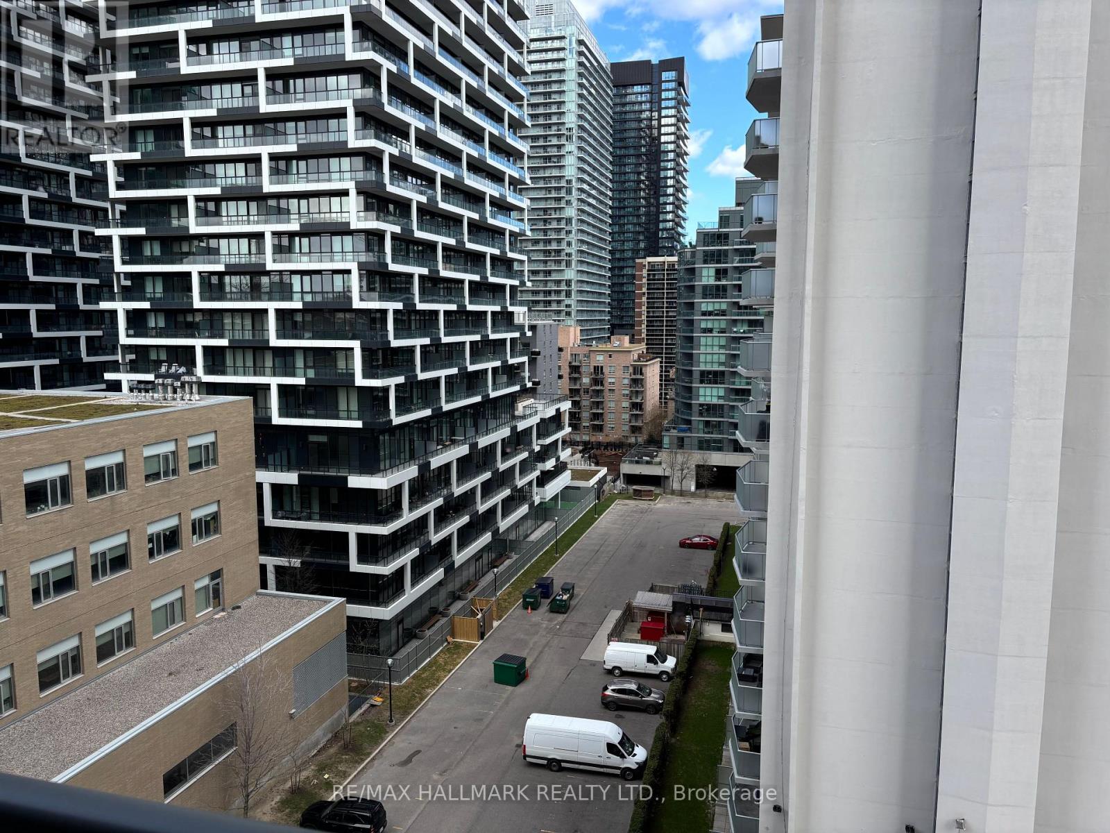 811 - 70 Roehampton Avenue, Toronto, Ontario  M4P 1R2 - Photo 10 - C13033174