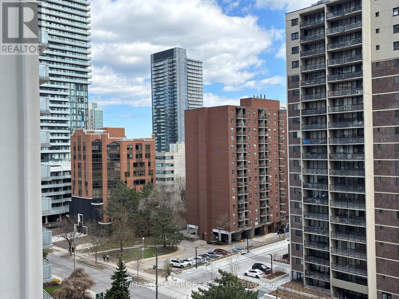 811 - 70 Roehampton Avenue, Toronto, Ontario  M4P 1R2 - Photo 11 - C13033174