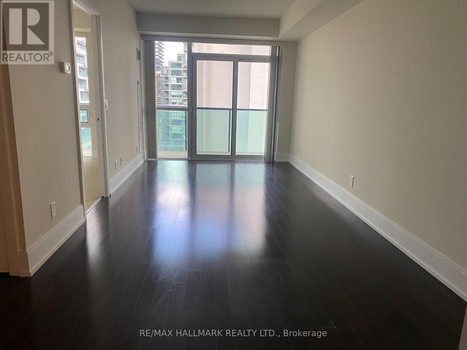 811 - 70 Roehampton Avenue, Toronto, Ontario  M4P 1R2 - Photo 2 - C13033174