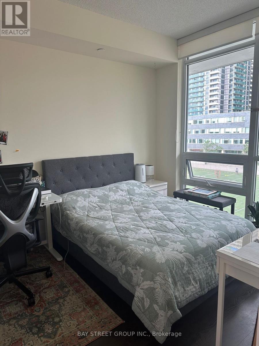 417 - 30 ROEHAMPTON AVENUE, Toronto, Ontario