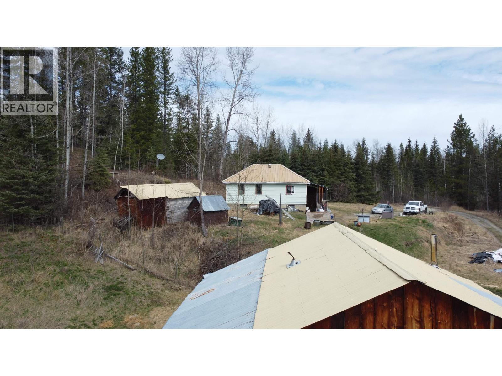 5676 Lowden Road, Horsefly, British Columbia  V1J 3A1 - Photo 9 - R3114888