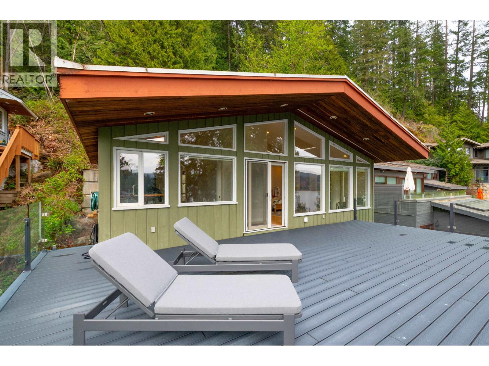 2873 Panorama Drive, North Vancouver, British Columbia  V7G 1V7 - Photo 23 - R3114904