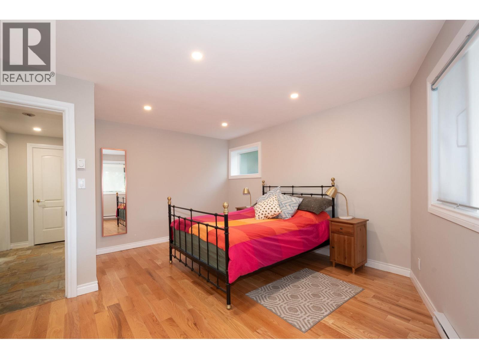 2873 Panorama Drive, North Vancouver, British Columbia  V7G 1V7 - Photo 38 - R3114904