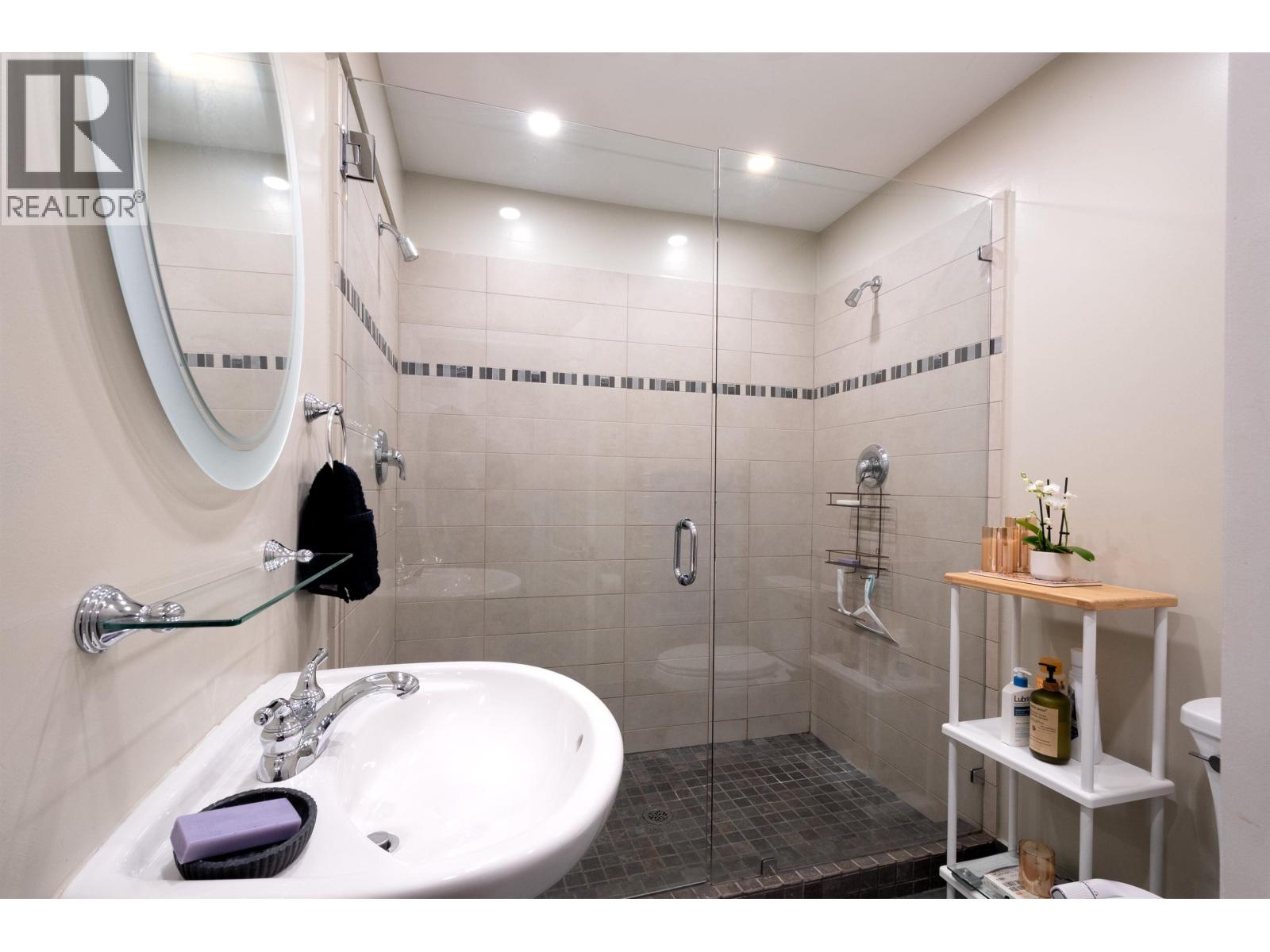 2873 Panorama Drive, North Vancouver, British Columbia  V7G 1V7 - Photo 39 - R3114904