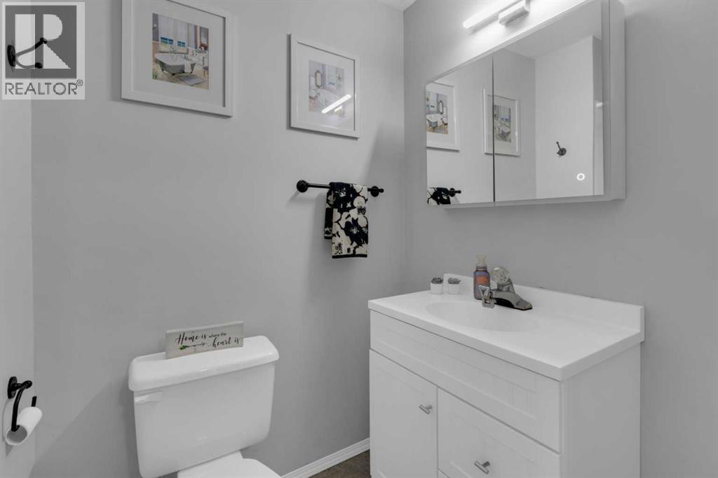 415 Bruce Avenue, Carbon, Alberta  T0M 0L0 - Photo 21 - A2290647