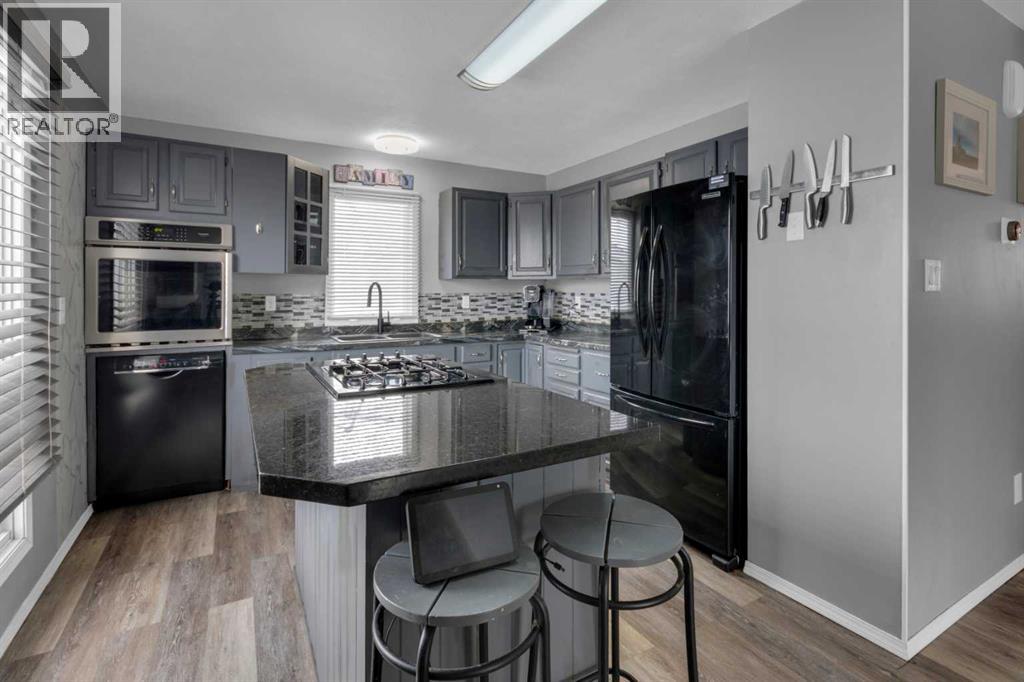 415 Bruce Avenue, Carbon, Alberta  T0M 0L0 - Photo 11 - A2290647