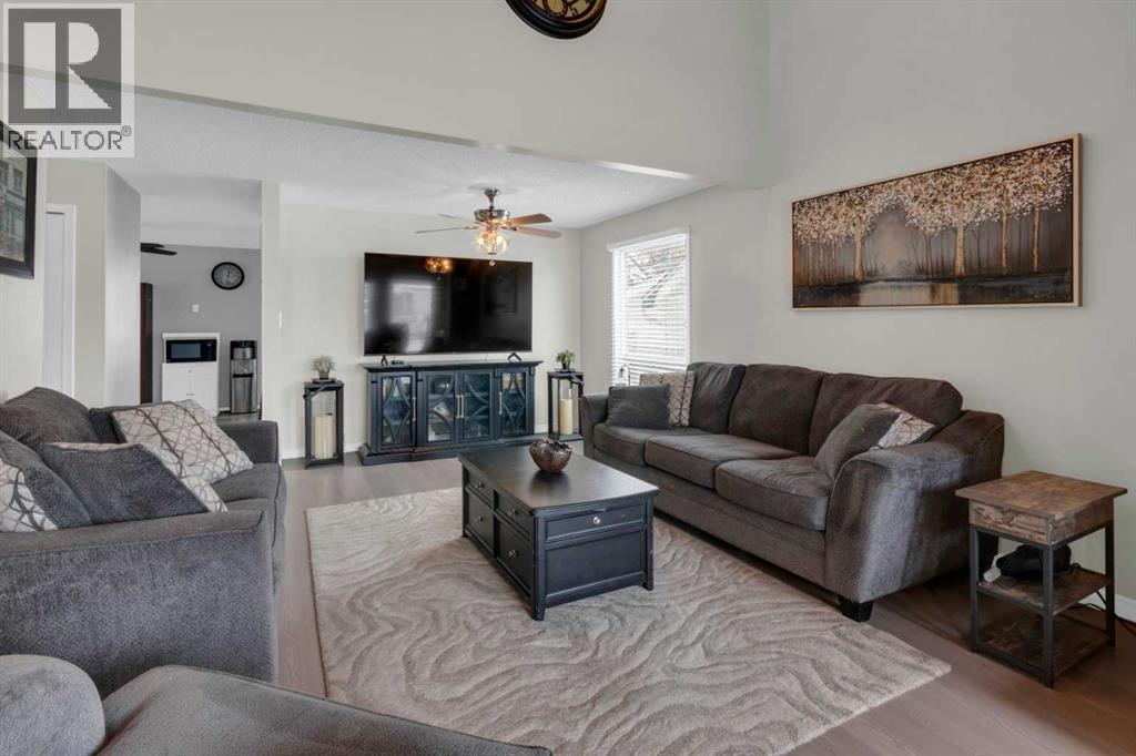 415 Bruce Avenue, Carbon, Alberta  T0M 0L0 - Photo 7 - A2290647