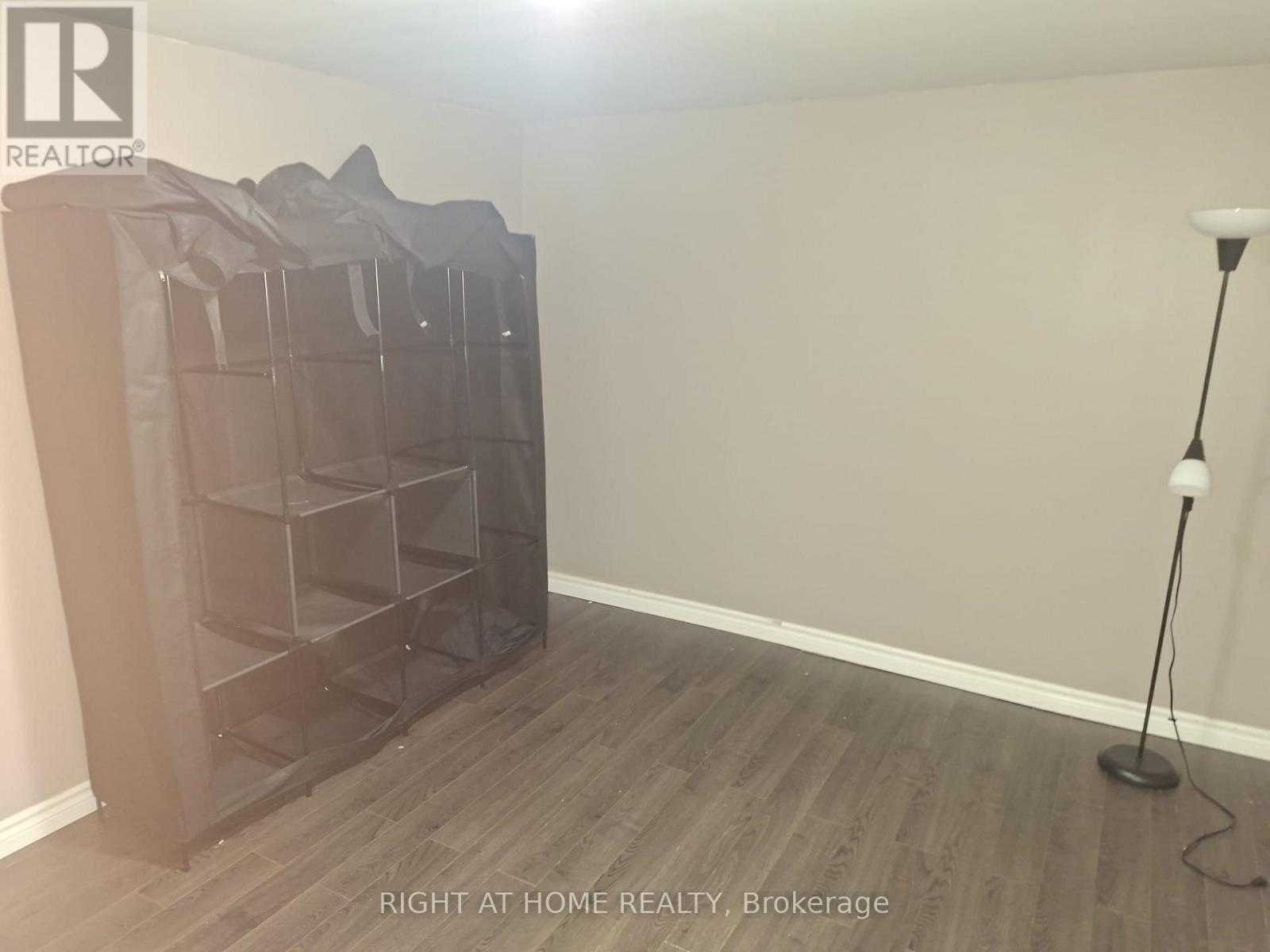 Bsmt 1 - 16 Morbank Drive, Toronto, Ontario  M1V 2M2 - Photo 5 - E13033140