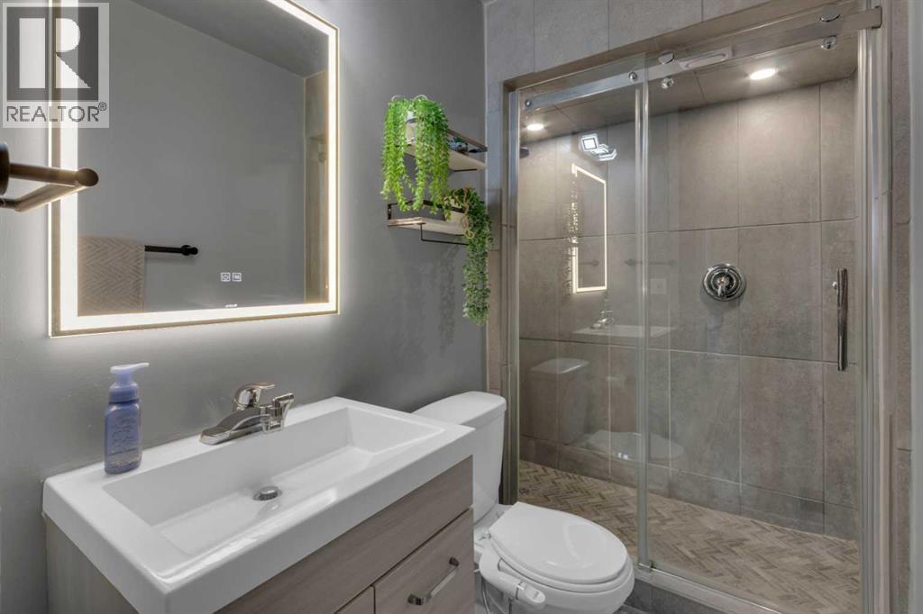 415 Bruce Avenue, Carbon, Alberta  T0M 0L0 - Photo 18 - A2290647