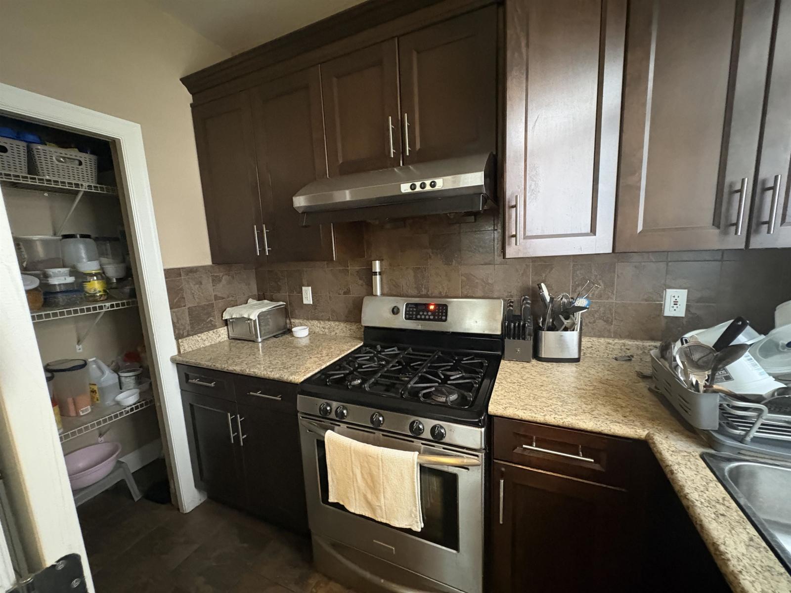 7789 146a Street, Surrey, British Columbia  V3S 2T4 - Photo 7 - R3107905