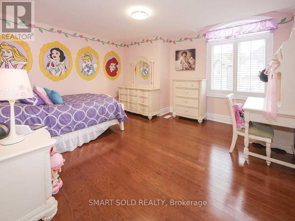 15 Vomano Street, Richmond Hill, Ontario  L4C 0T9 - Photo 16 - N13033170