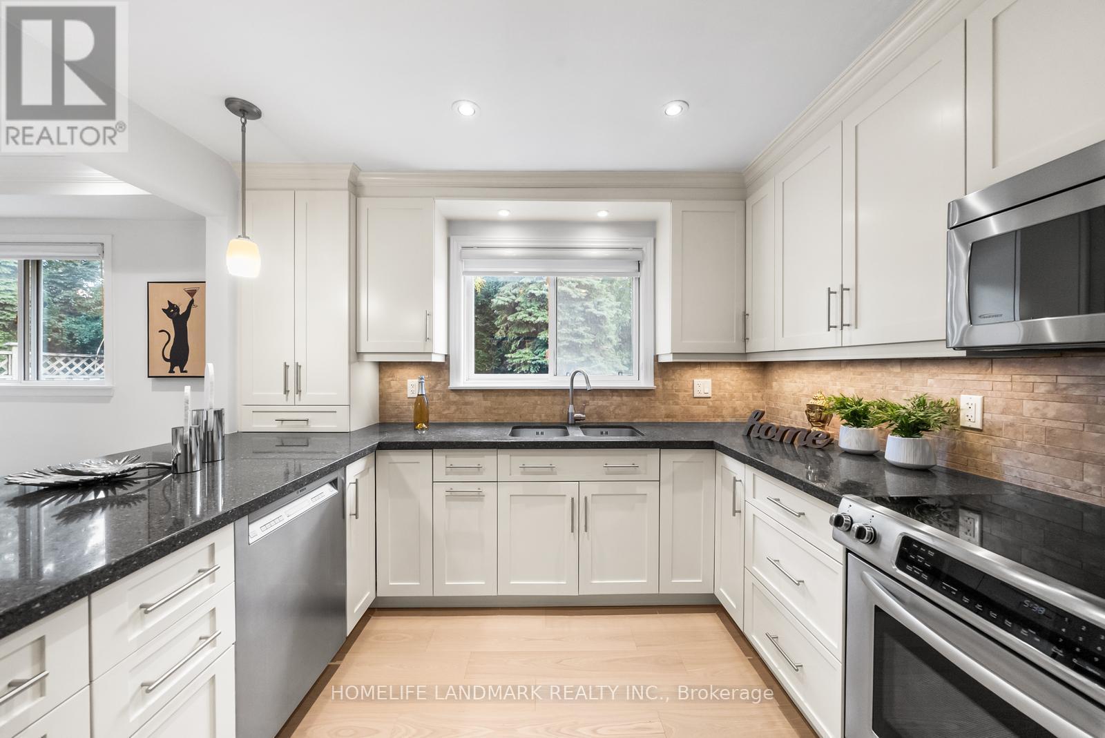 11 Jondan Crescent, Markham, Ontario  L3T 3Z4 - Photo 13 - N13033194