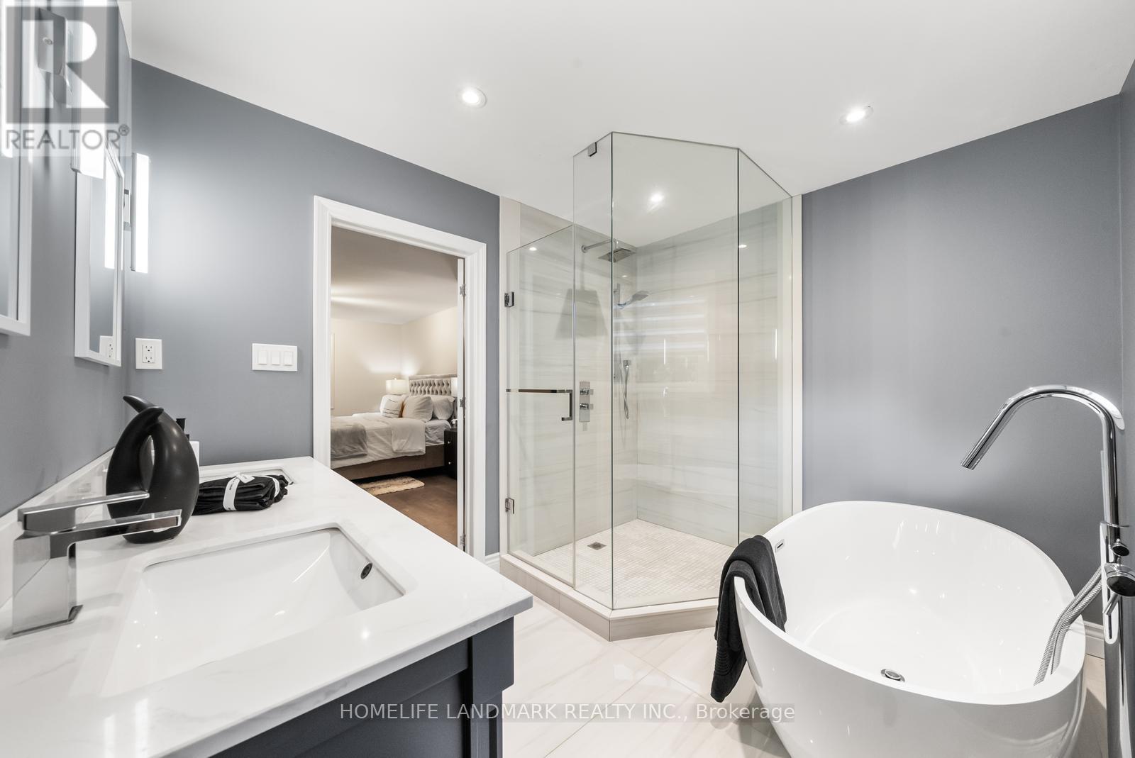 11 Jondan Crescent, Markham, Ontario  L3T 3Z4 - Photo 24 - N13033194