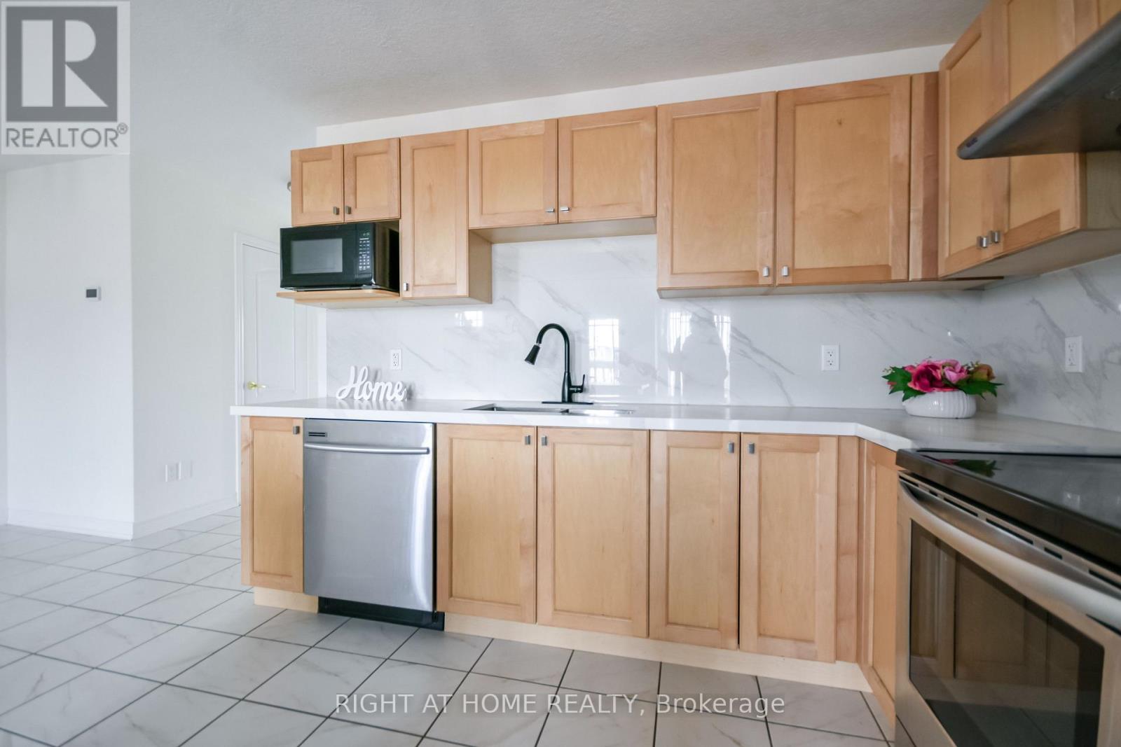 18 Foley Crescent, Collingwood, Ontario  L9Y 3B7 - Photo 11 - S13033164