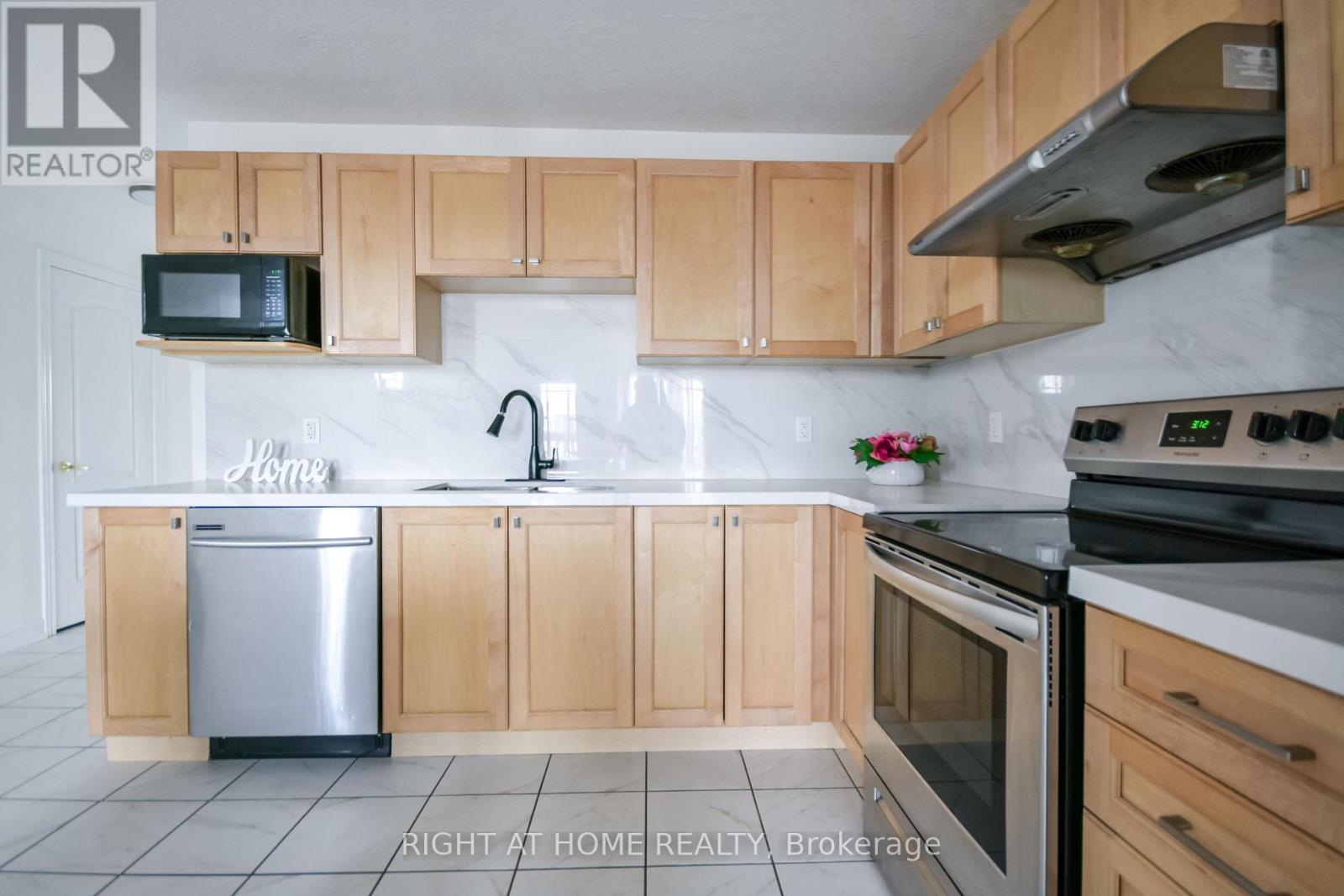 18 Foley Crescent, Collingwood, Ontario  L9Y 3B7 - Photo 12 - S13033164