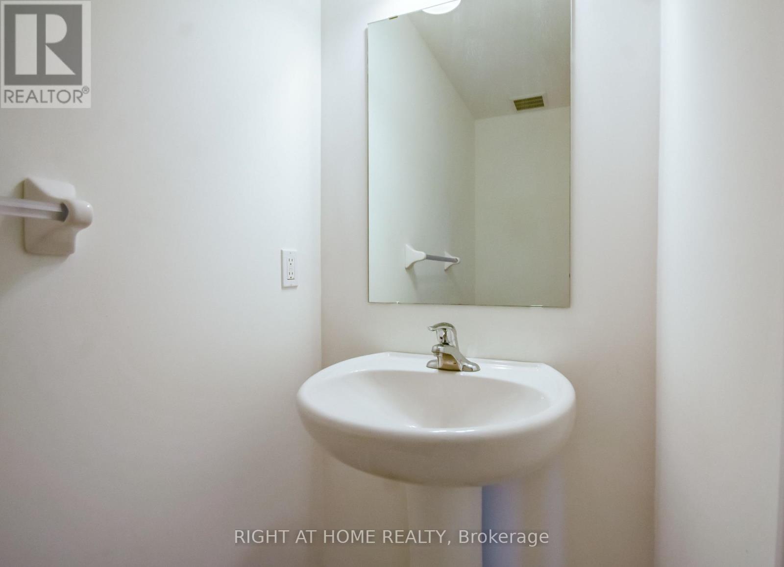 18 Foley Crescent, Collingwood, Ontario  L9Y 3B7 - Photo 8 - S13033164