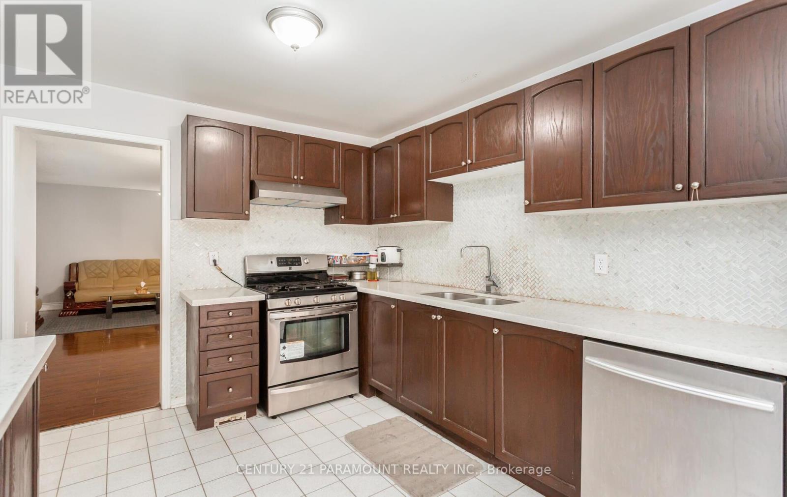 106 Wildberry Crescent, Brampton, Ontario  L6R 1J8 - Photo 16 - W13033142