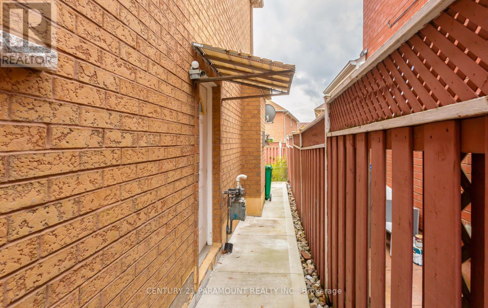 106 Wildberry Crescent, Brampton, Ontario  L6R 1J8 - Photo 38 - W13033142