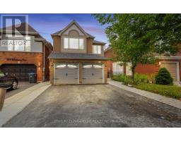 106 WILDBERRY CRESCENT, Brampton, Ontario