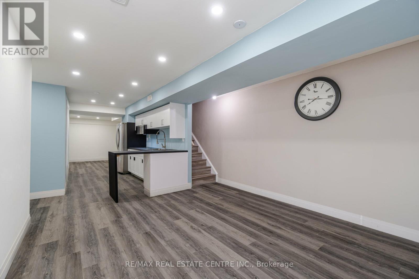 177 North Park Boulevard N, Oakville, Ontario  L6M 0X3 - Photo 10 - W13033166