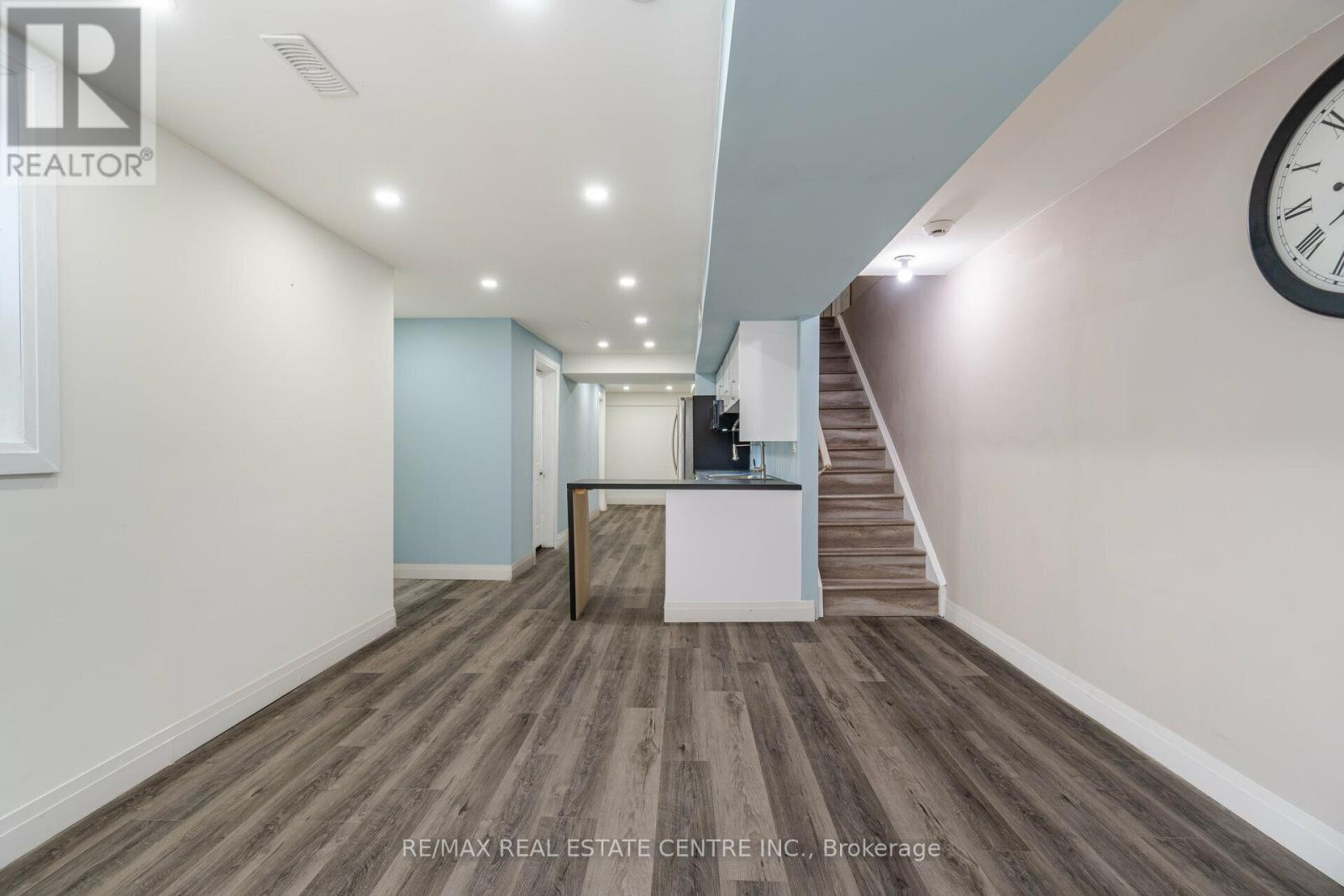 177 North Park Boulevard N, Oakville, Ontario  L6M 0X3 - Photo 12 - W13033166