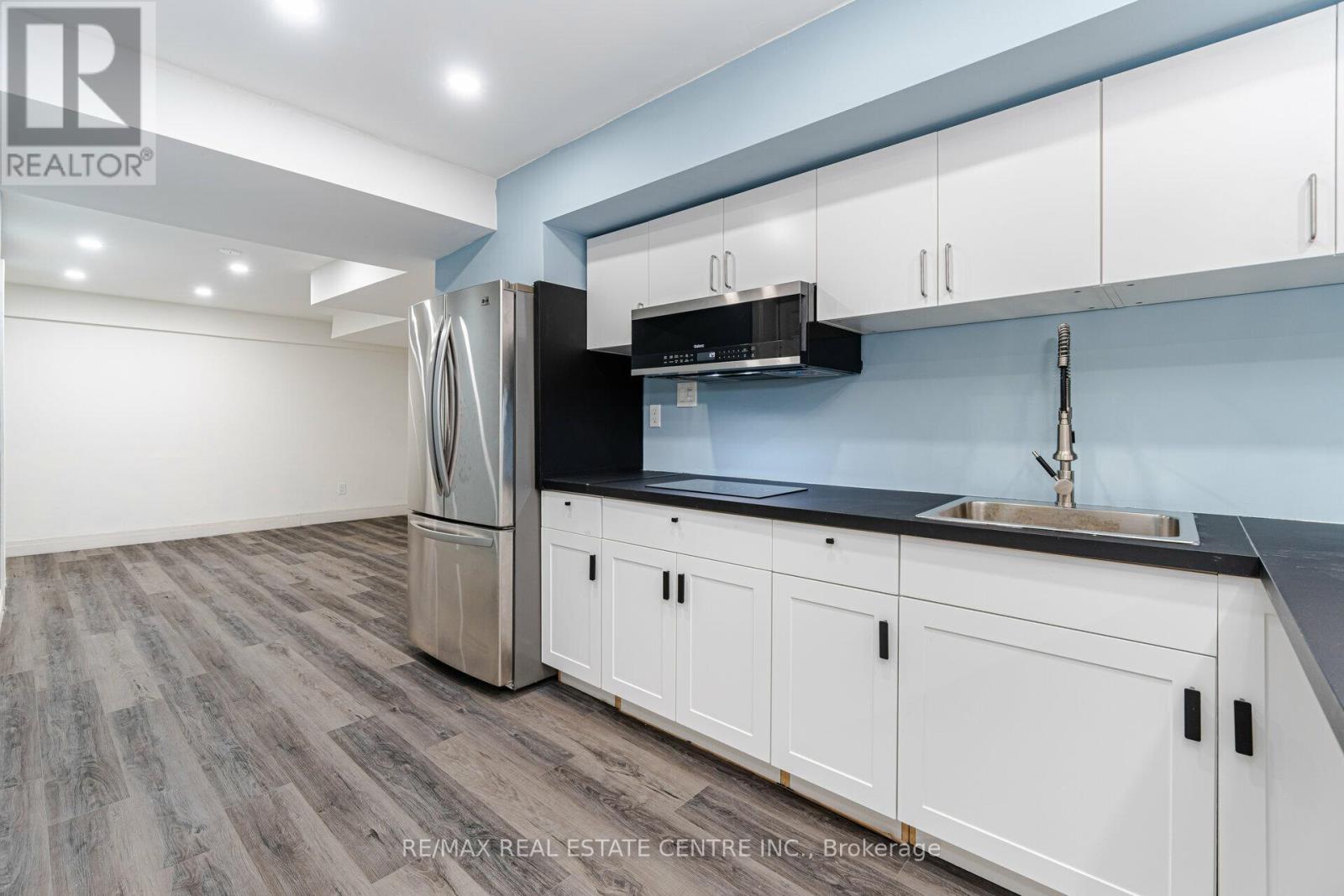 177 North Park Boulevard N, Oakville, Ontario  L6M 0X3 - Photo 14 - W13033166