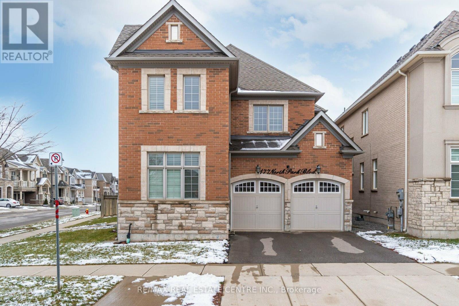 177 North Park Boulevard N, Oakville, Ontario  L6M 0X3 - Photo 4 - W13033166