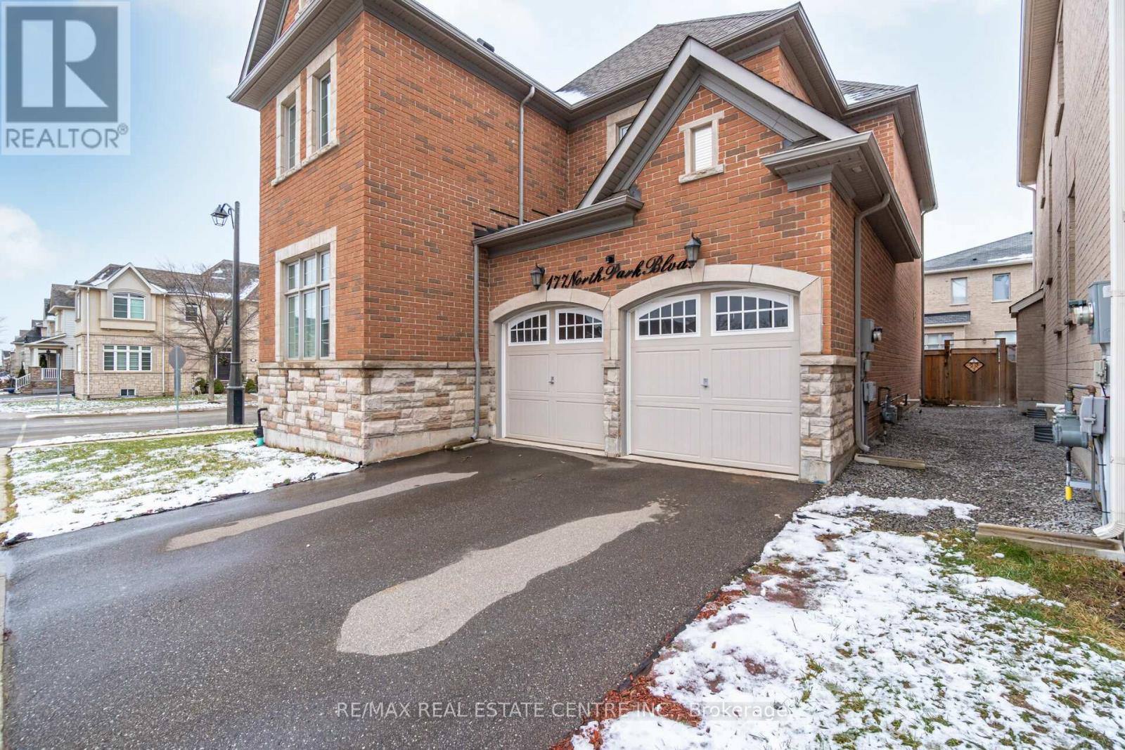 177 North Park Boulevard N, Oakville, Ontario  L6M 0X3 - Photo 5 - W13033166