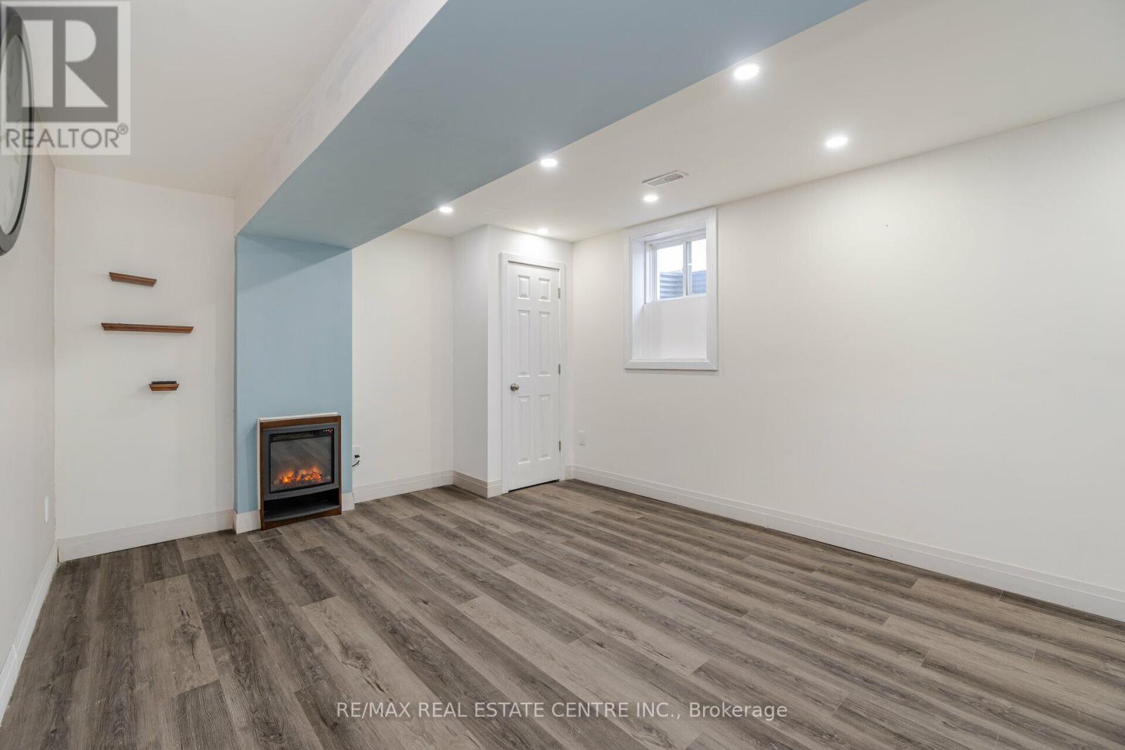 177 North Park Boulevard N, Oakville, Ontario  L6M 0X3 - Photo 9 - W13033166