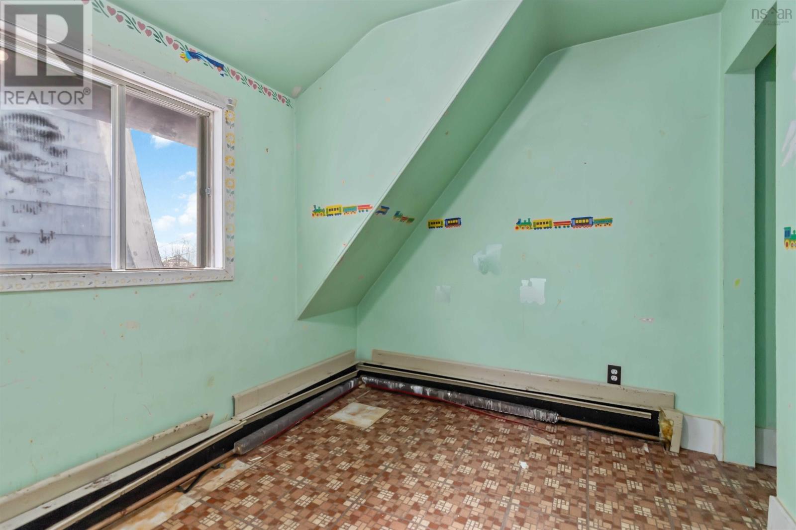 102 King Street, Dartmouth, Nova Scotia  B2Y 2S1 - Photo 31 - 202602312