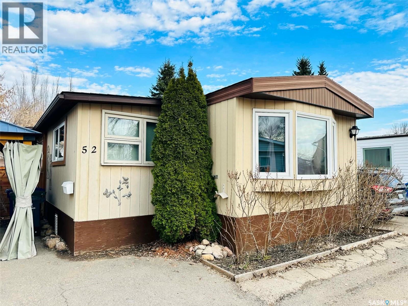 52 219 Grant Street, Saskatoon, Saskatchewan  S7N 2A5 - Photo 1 - SK033702