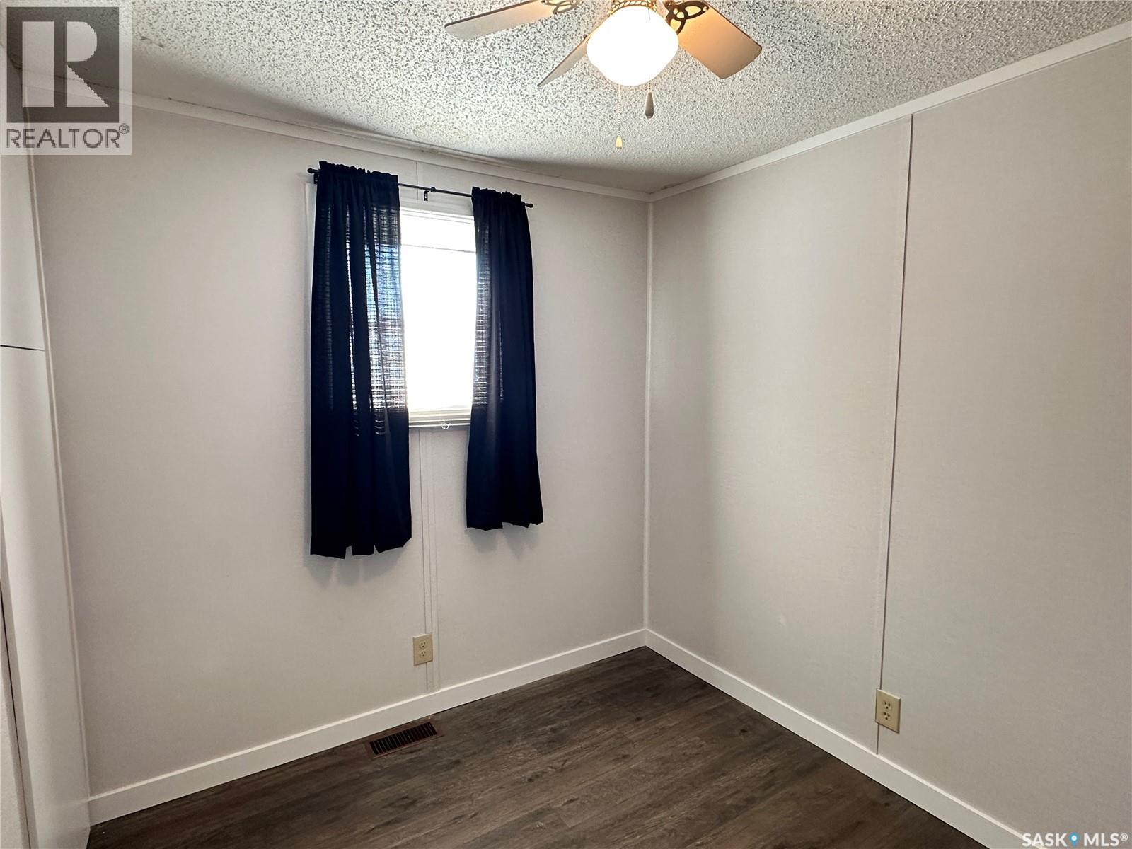 52 219 Grant Street, Saskatoon, Saskatchewan  S7N 2A5 - Photo 37 - SK033702