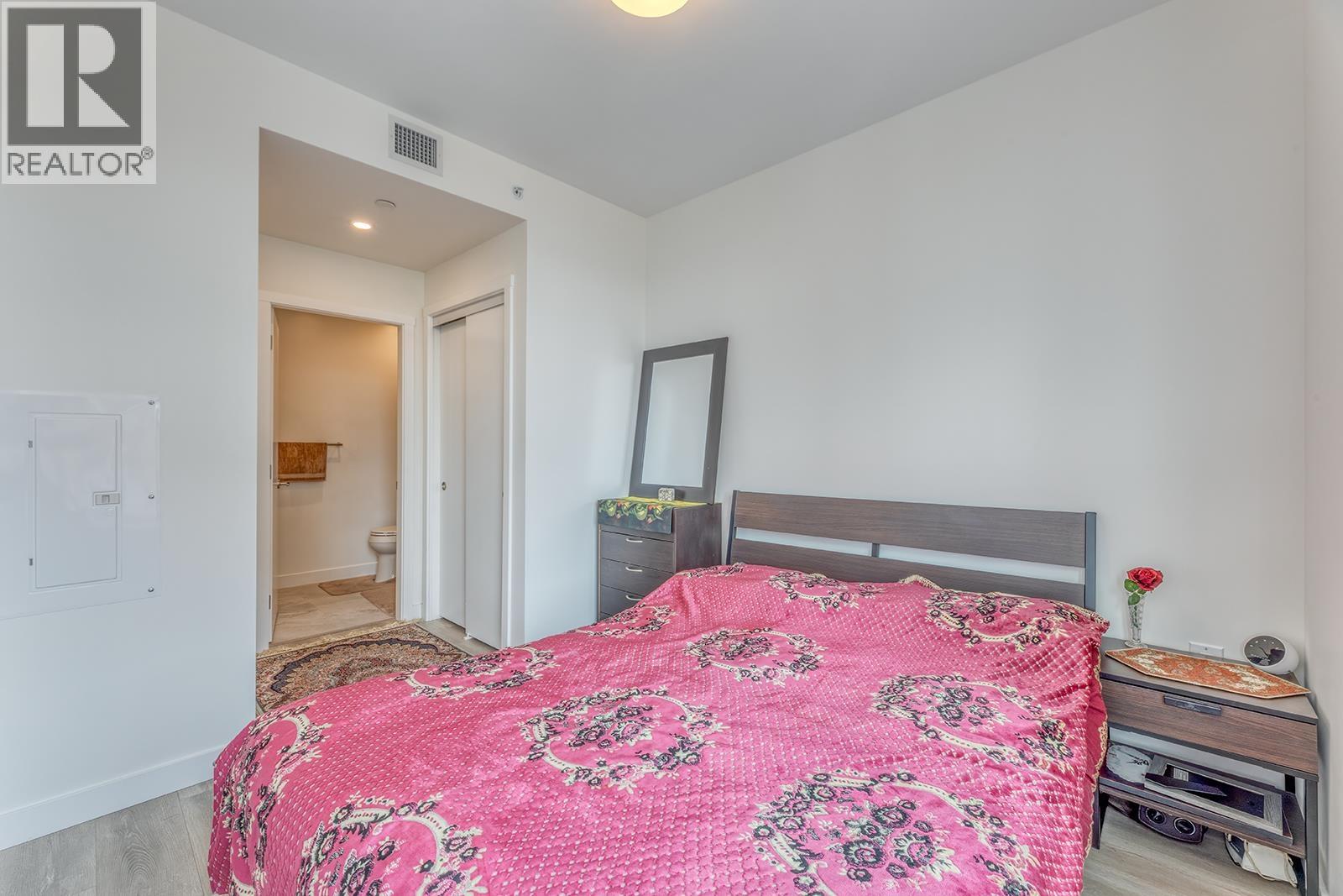 1406 626 Claremont Street, Coquitlam, British Columbia  V3J 0T1 - Photo 8 - R3114745