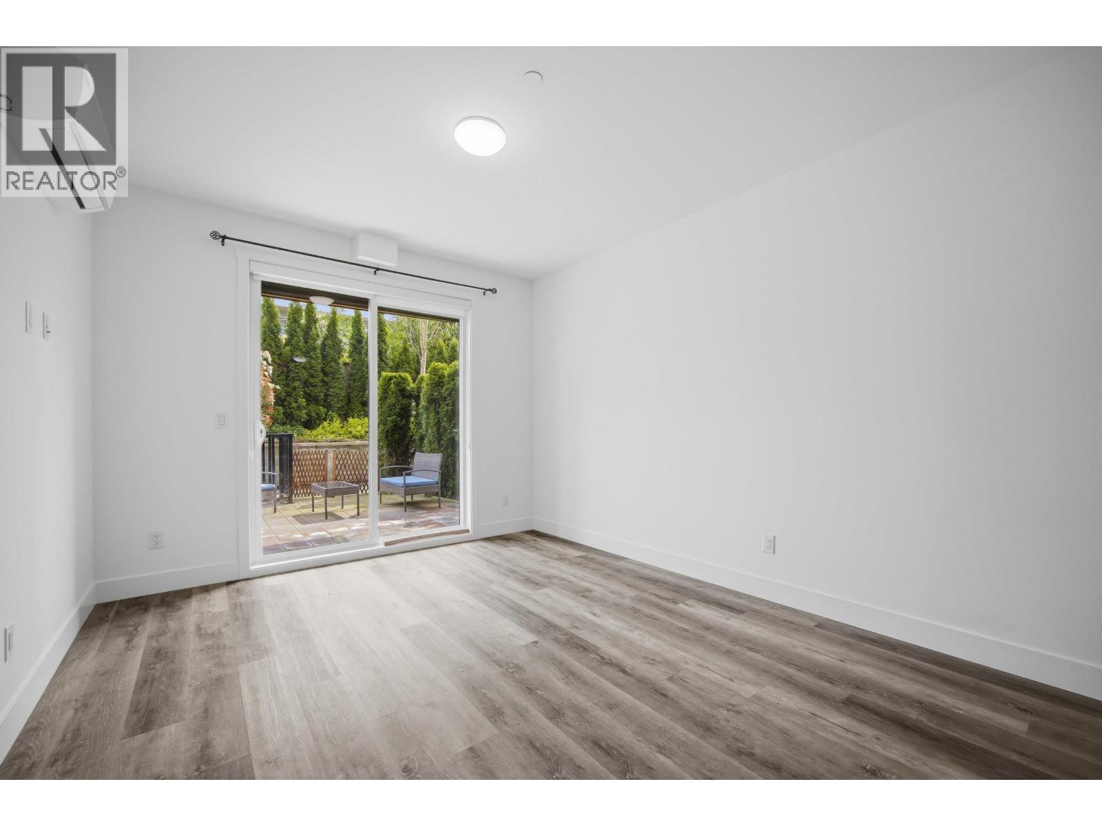 102 12320 222 Street, Maple Ridge, British Columbia  V2X 4K8 - Photo 2 - R3114692