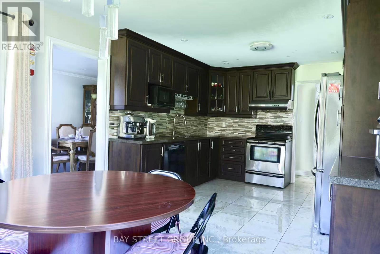 19 Delancey Crescent, Markham, Ontario  L3P 7C9 - Photo 8 - N13028382