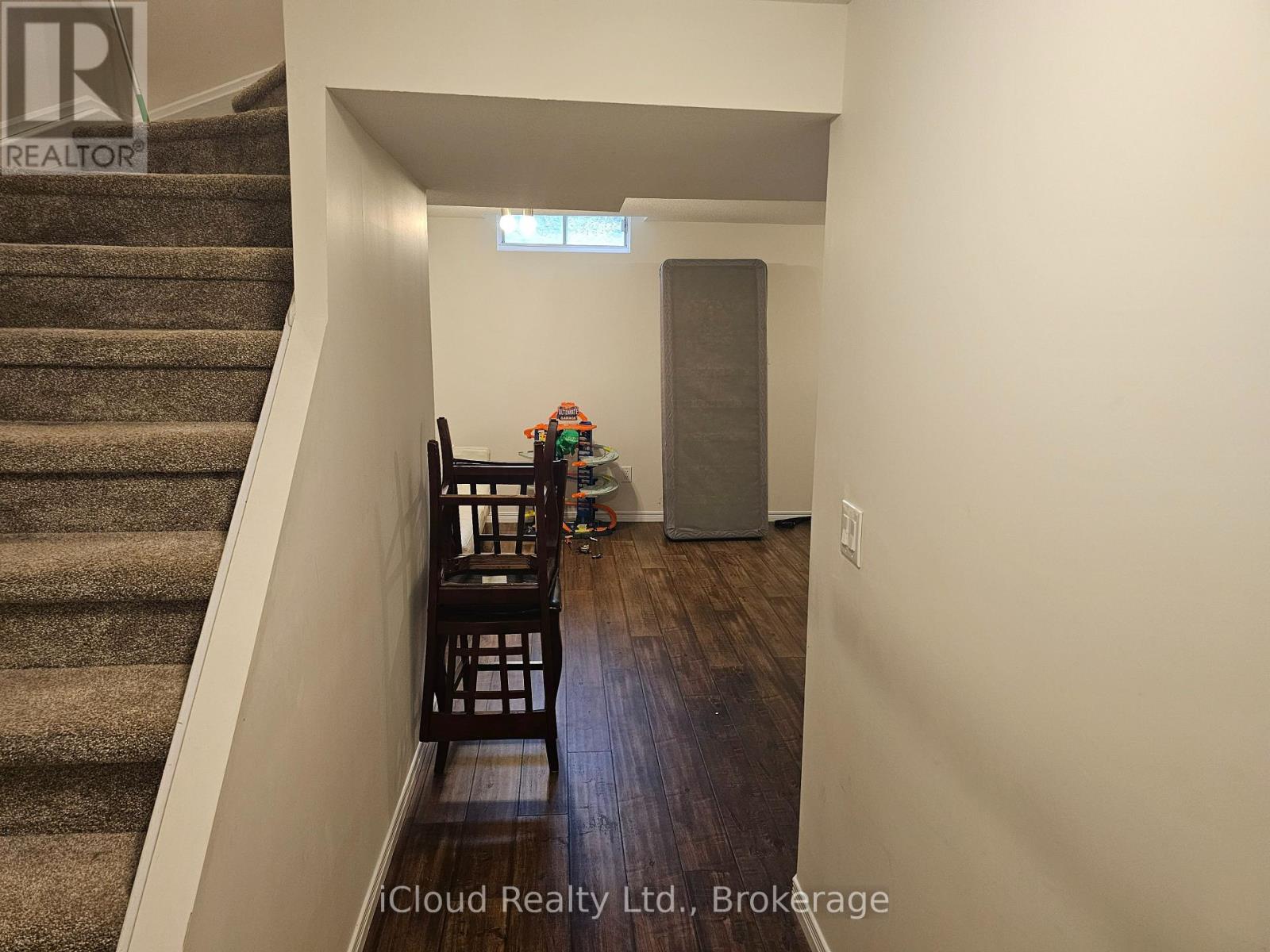 458 Misty Crescent, Kitchener, Ontario  N2B 3V6 - Photo 24 - X12993190