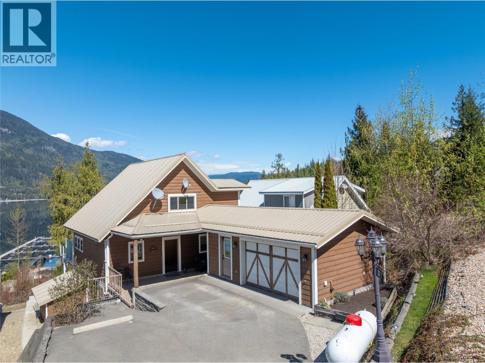 6421 Eagle Bay Road Unit# 73, Eagle Bay, British Columbia