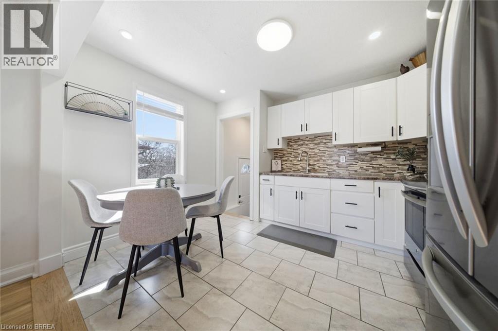 31 Willow Drive, Brantford, Ontario  N3R 2W5 - Photo 11 - 40820336