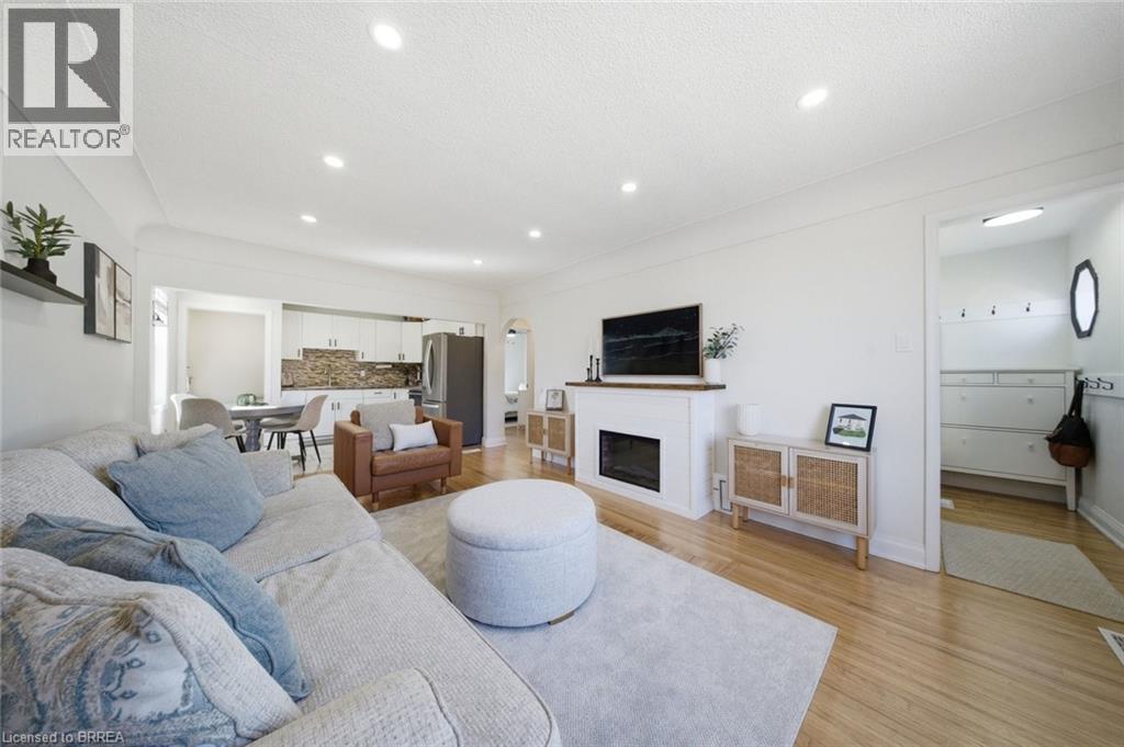 31 Willow Drive, Brantford, Ontario  N3R 2W5 - Photo 8 - 40820336