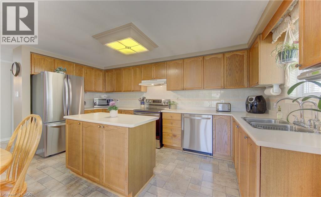 7 Kilkerran Crescent, Kitchener, Ontario  N2R 1B6 - Photo 11 - 40823029