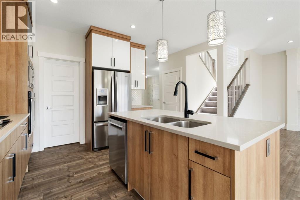 193 Walgrove Terrace SE, Calgary, Alberta  T2X 4E7 - Photo 3 - A2302341