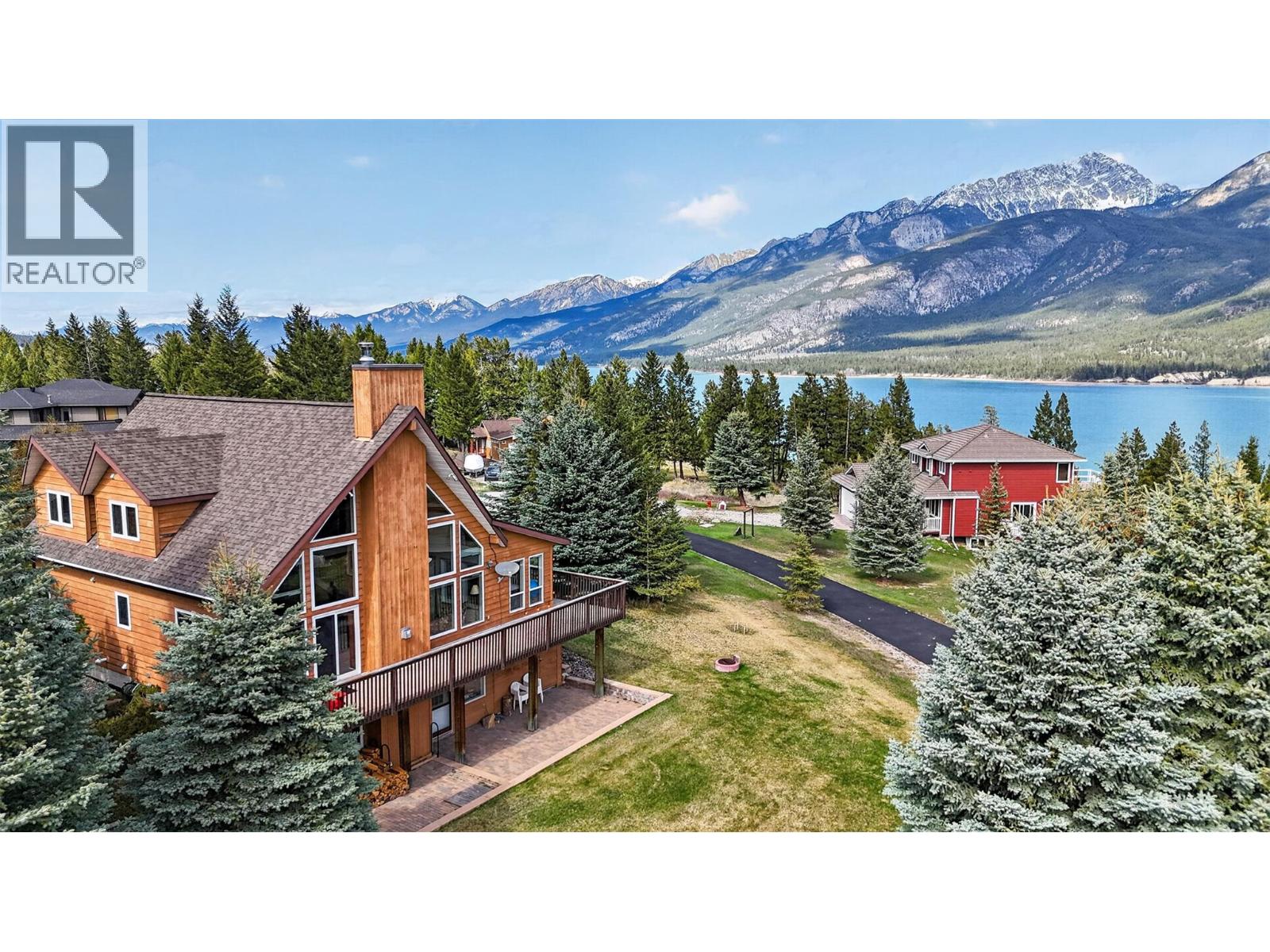 4484 Spruce Bay, Fairmont Hot Springs, British Columbia
