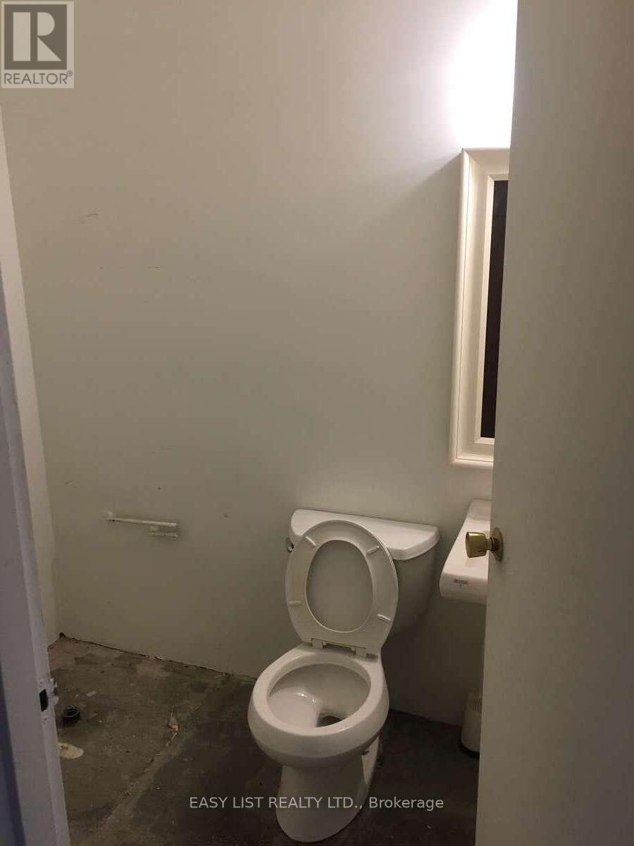 198 Walnut Avenue, Toronto, Ontario  M6J 2N6 - Photo 5 - C13033244