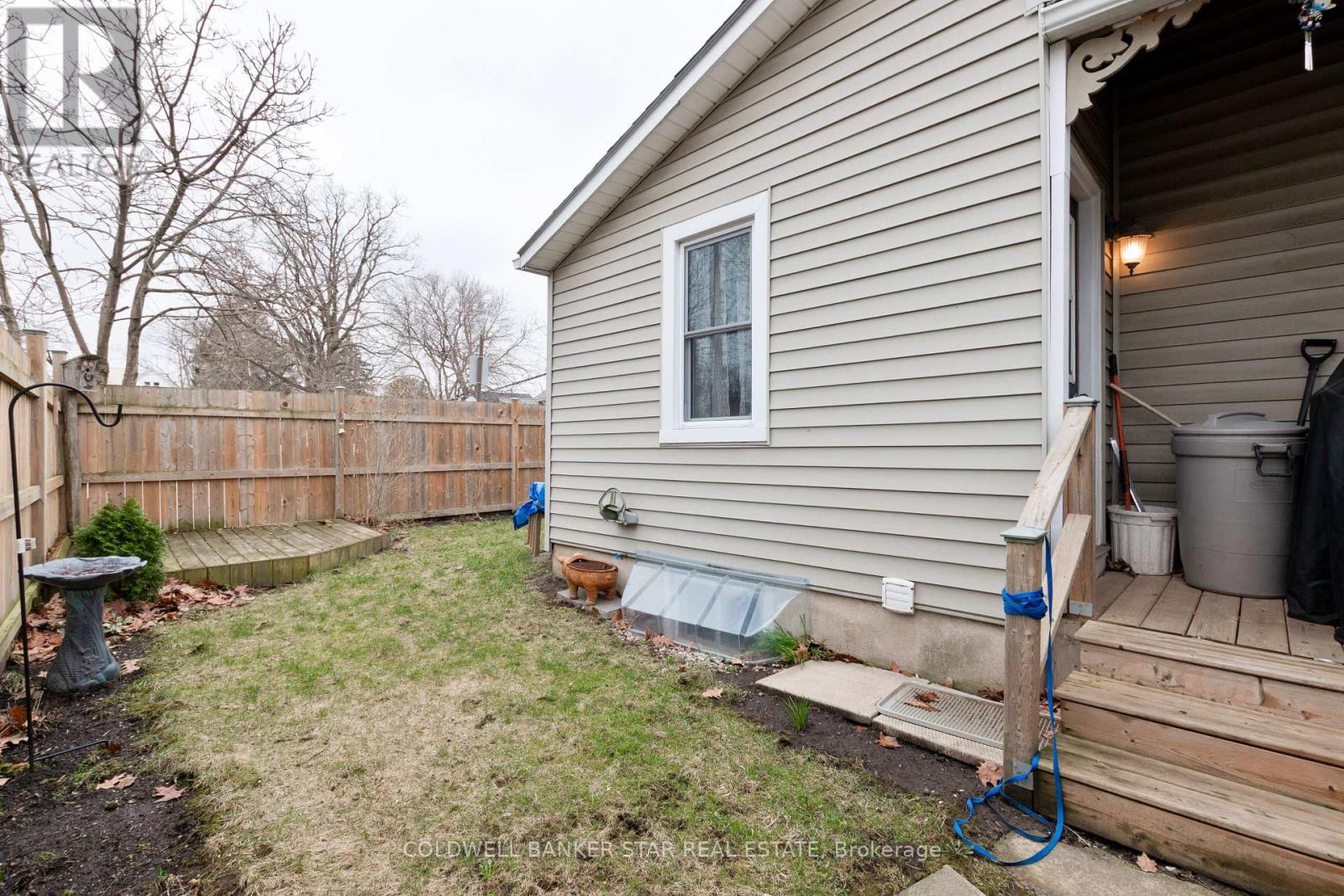 24 Hiawatha Street, St. Thomas, Ontario  N5P 2T2 - Photo 22 - X12961512