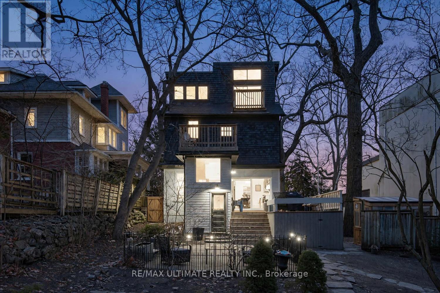 18 Blantyre Avenue, Toronto (Birchcliffe-Cliffside), Ontario  M1N 2R4 - Photo 12 - E13033242