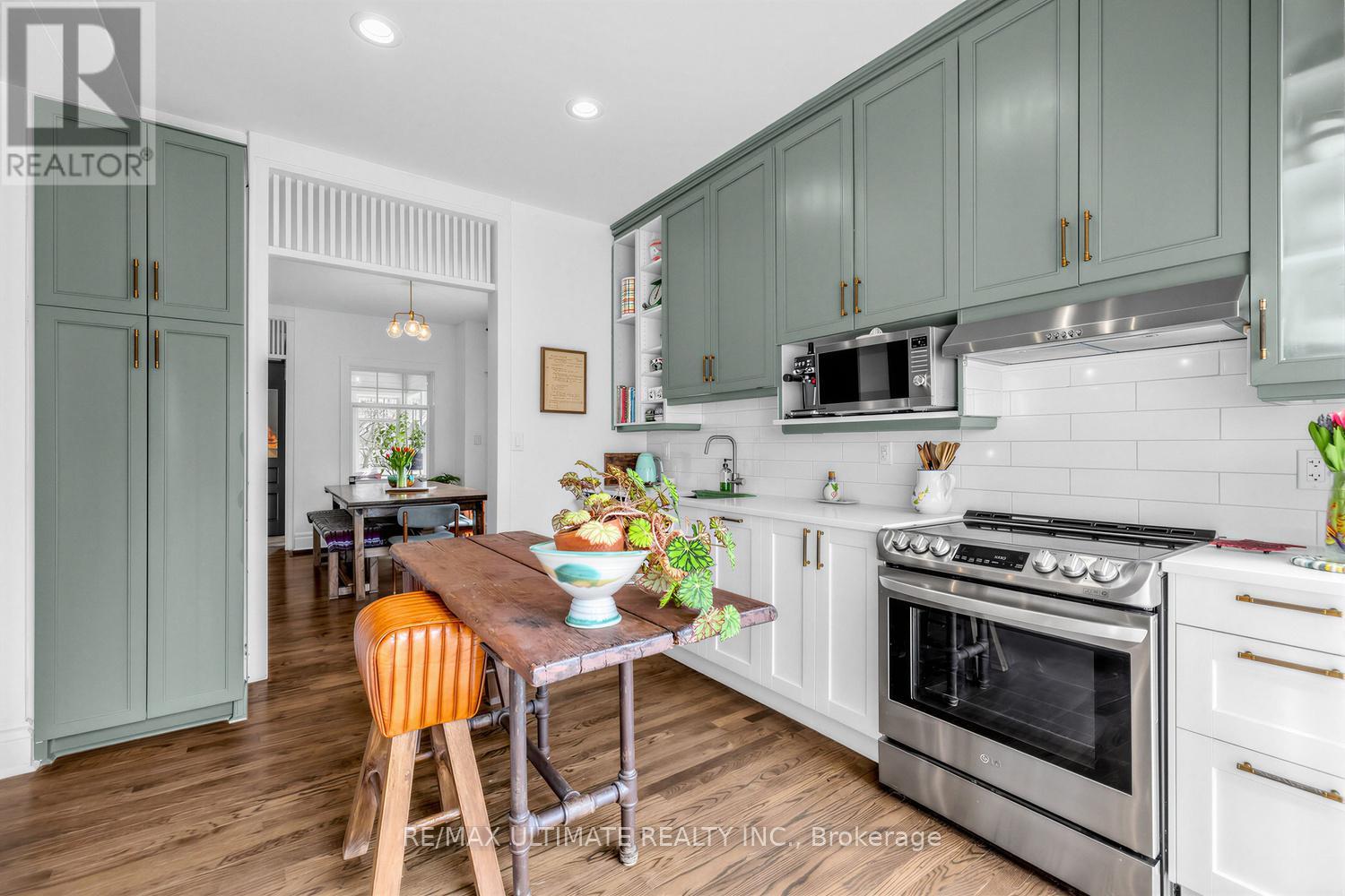 18 Blantyre Avenue, Toronto (Birchcliffe-Cliffside), Ontario  M1N 2R4 - Photo 21 - E13033242