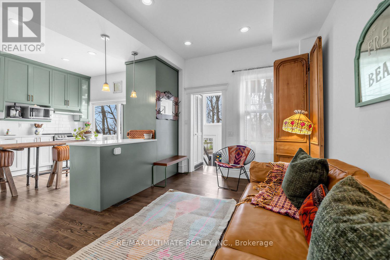 18 Blantyre Avenue, Toronto (Birchcliffe-Cliffside), Ontario  M1N 2R4 - Photo 25 - E13033242