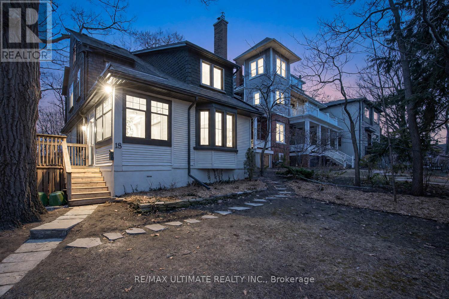 18 Blantyre Avenue, Toronto (Birchcliffe-Cliffside), Ontario  M1N 2R4 - Photo 7 - E13033242