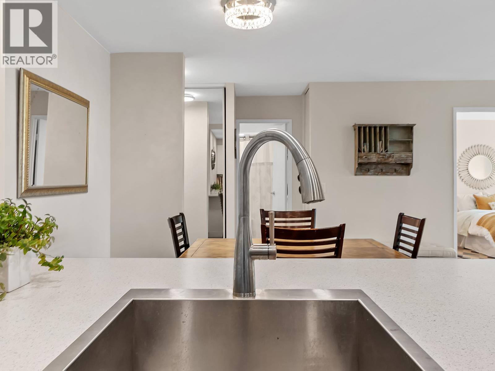 205 2445 W 3rd Avenue, Vancouver, British Columbia  V6K 4K6 - Photo 10 - R3114914